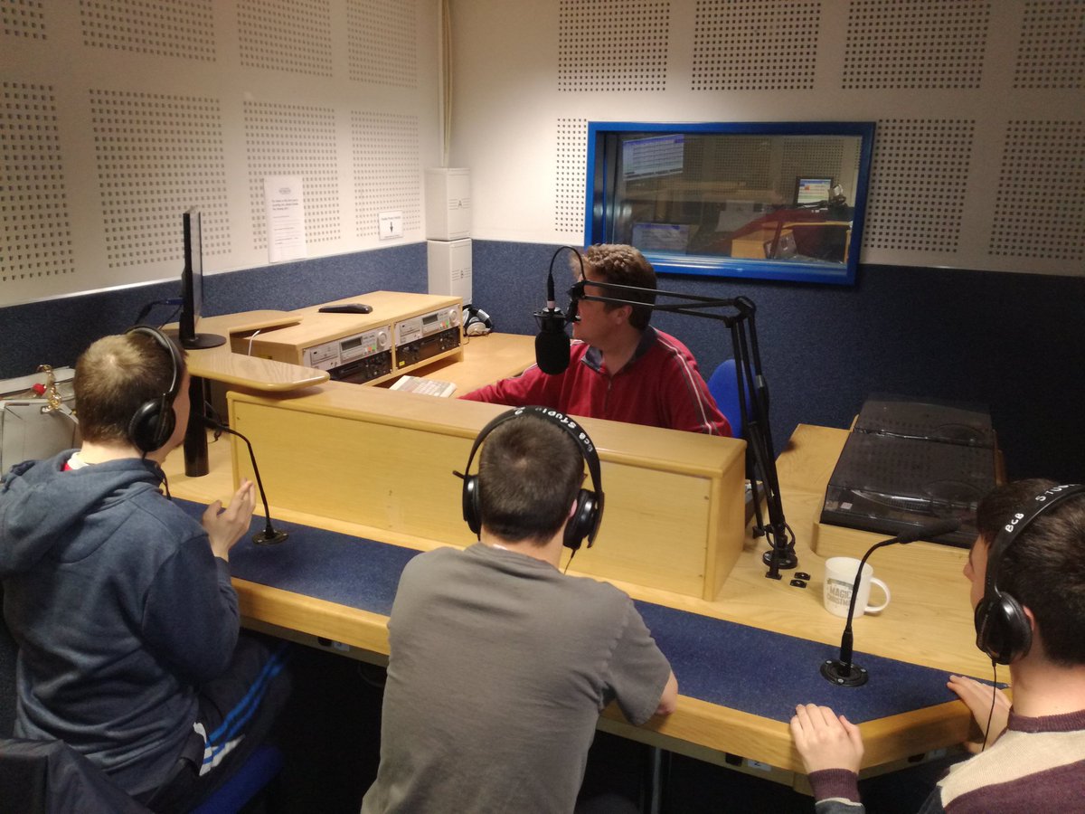 bcbradio's tweet photo. Working with our friends @SnoopCharity recording a Radio programme for tonight! Sounds Of The City! #ComnunityRadio #Music #Broadcasting https://t.co/x1O3DbfL3O