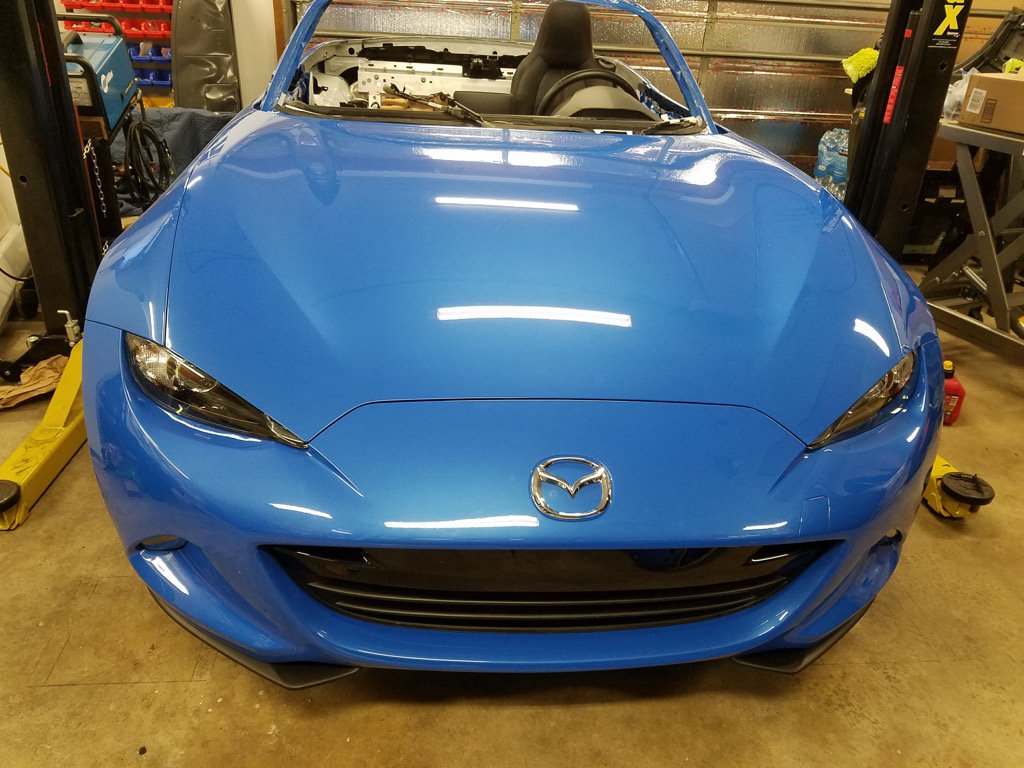 Bauerspeed's tweet photo. The new car is now painted.  Looking awesome! https://t.co/kMICVQamQJ