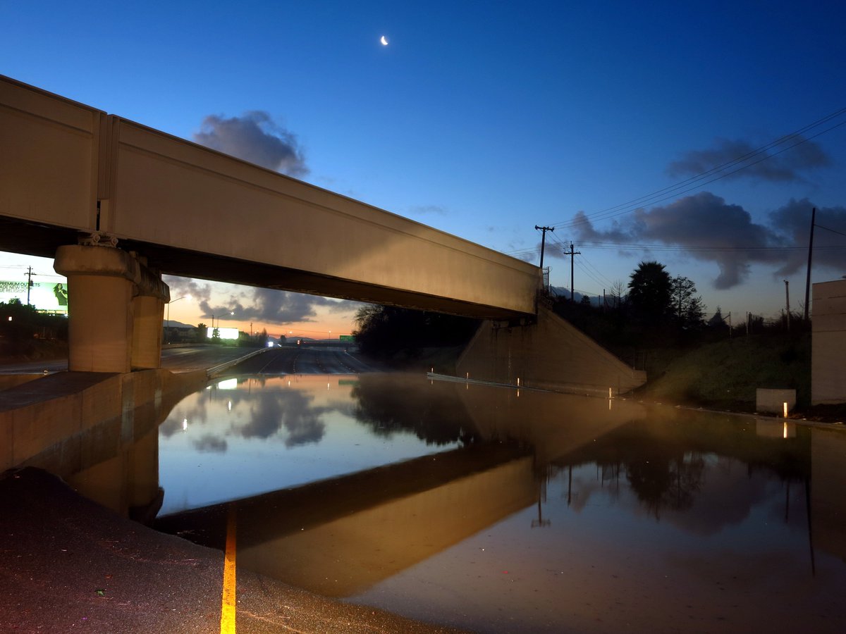 #SanJose #flooding closes #highway101 <a href="/nbcbayarea/">NBC Bay Area</a>