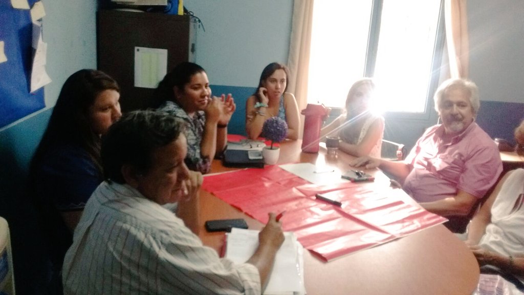ddhh_munposadas's tweet photo. #Coordinacion de trabajo junto al #Imefir y #APS 
#DDHH https://t.co/nMlZsaUmHL