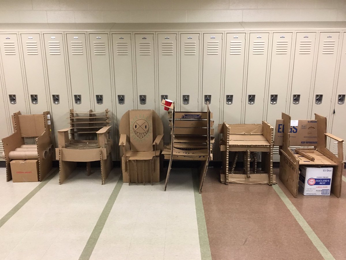 MrJOlsen's tweet photo. These are some good looking cardboard chairs. #PNphysics3 https://t.co/o9r0e6i947