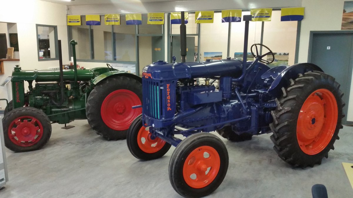 EMC_Agri's tweet photo. Two iconic machines in the showroom #EMCAGRI #Fordson https://t.co/uvDHYz7IWR