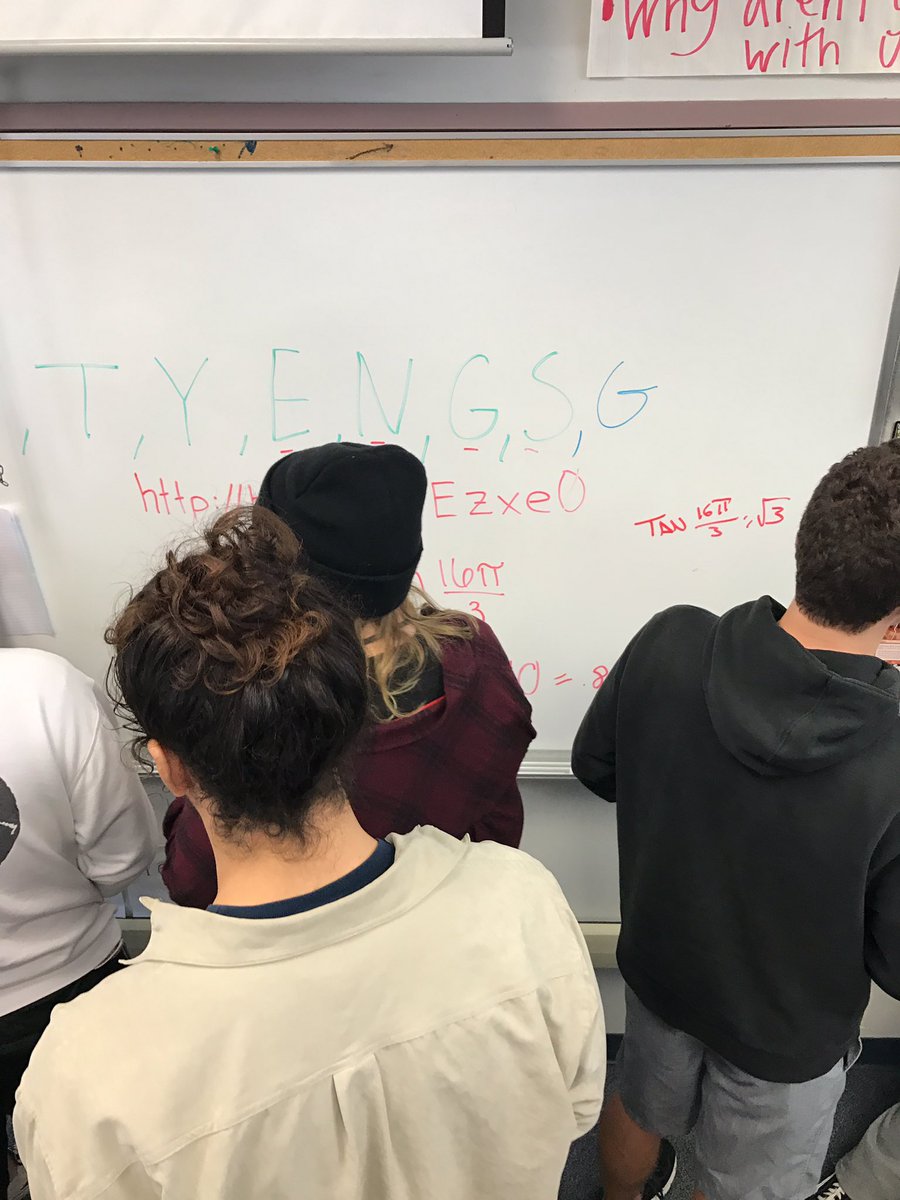ALittle_Math's tweet photo. Me. Cheng's math 4 class is working the four Cs to breakout of their trig troubles https://t.co/RbSn2eBYjw
