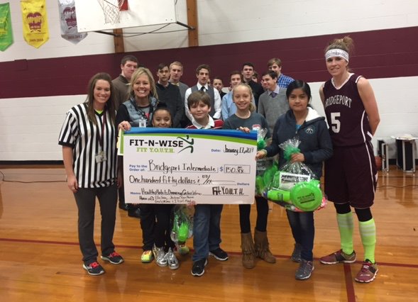 BridgeportIS's tweet photo. We have some amazing artists at BIS-these students won a Wise County Fit-N-Wise Art Contest!  #bisbulls #imatterbis #BridgeportProud https://t.co/JpJNtWoMX6