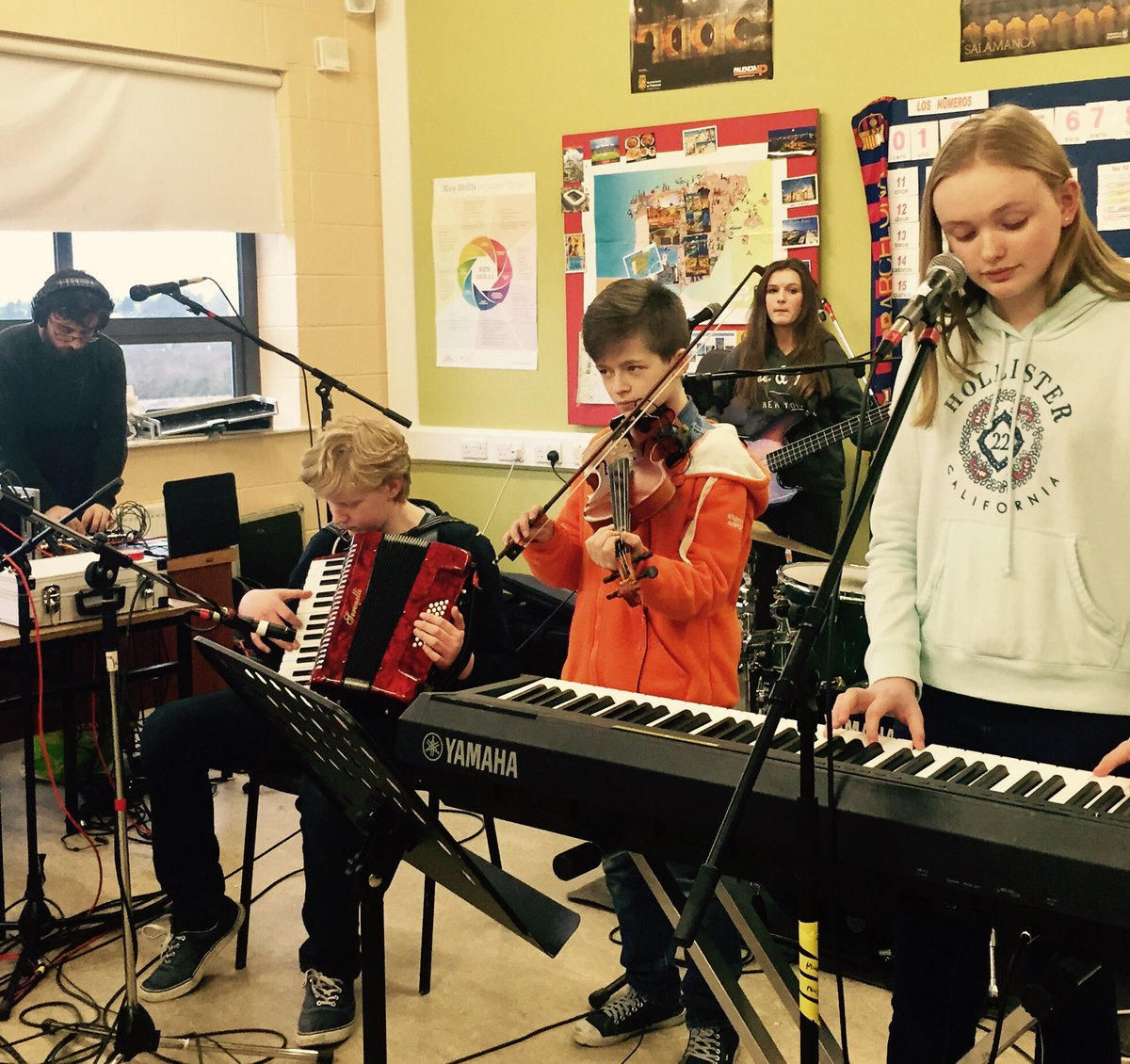 Day 3 Rockin the small bands AND more crazy big band music. Excitement is building towards sharing our music on Friday:) 
#soundwaves