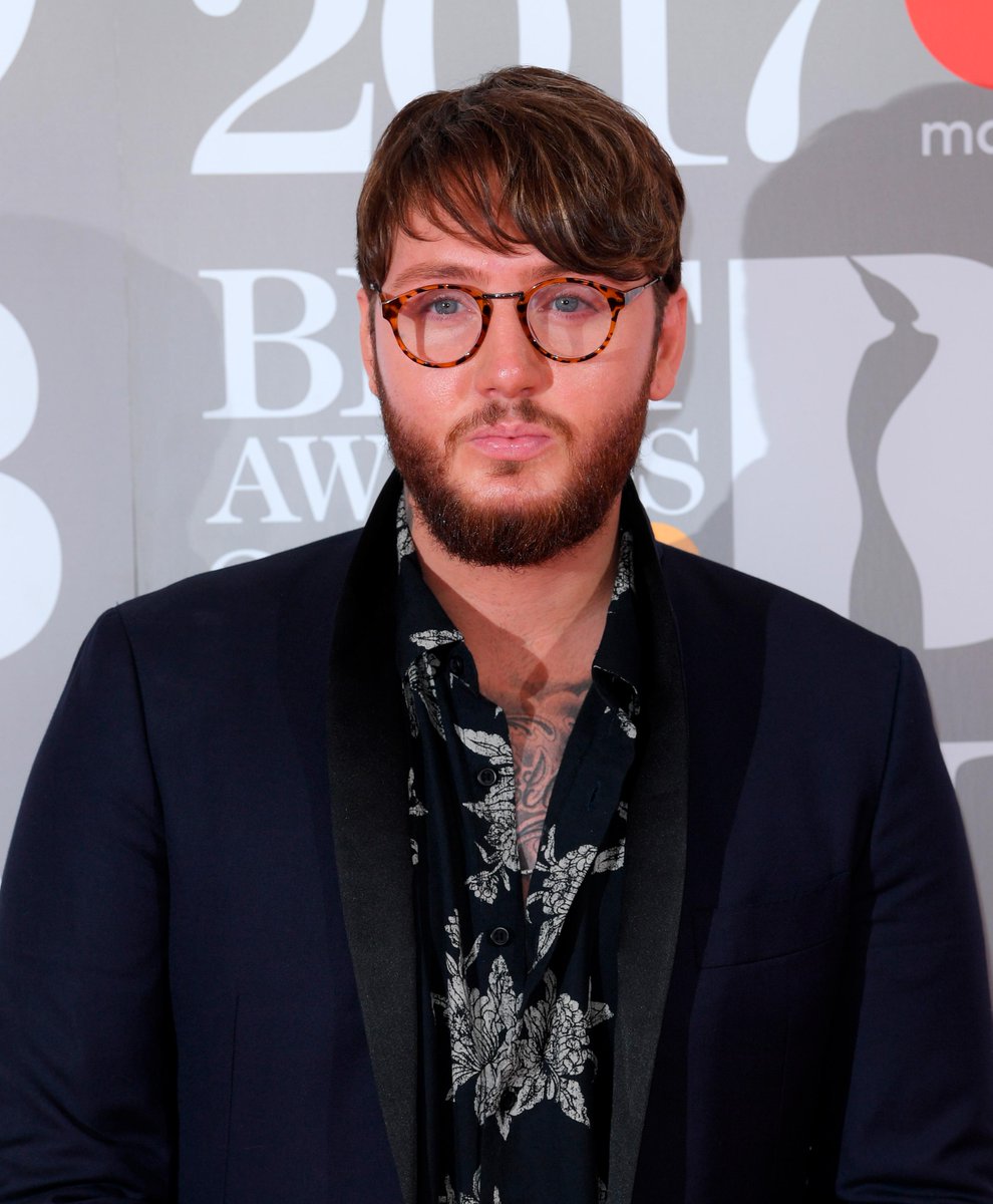 WomanMagazine's tweet photo. Lovely to see @JamesArthur23 has such a loyal fan base! Good luck tonight James! https://t.co/h4MkwmzPVq