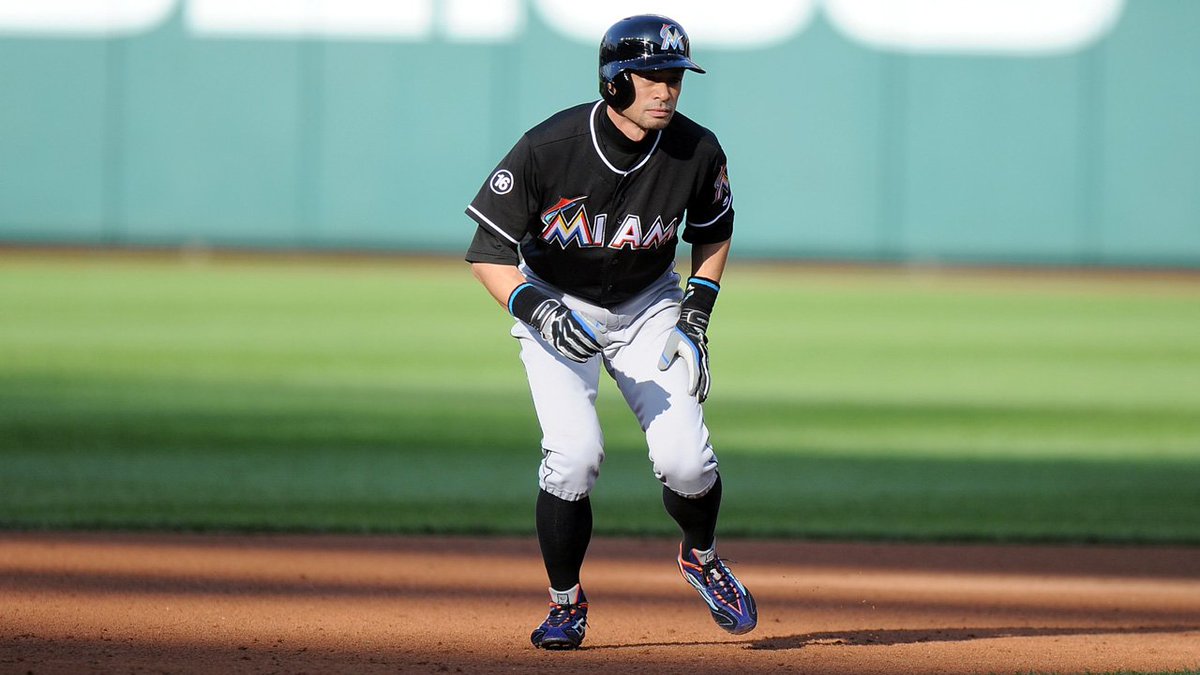 #Ichiro held out of @Marlins workouts following collision bit.ly/2mmD1i8 https://t.co/VUu5rBkLsj