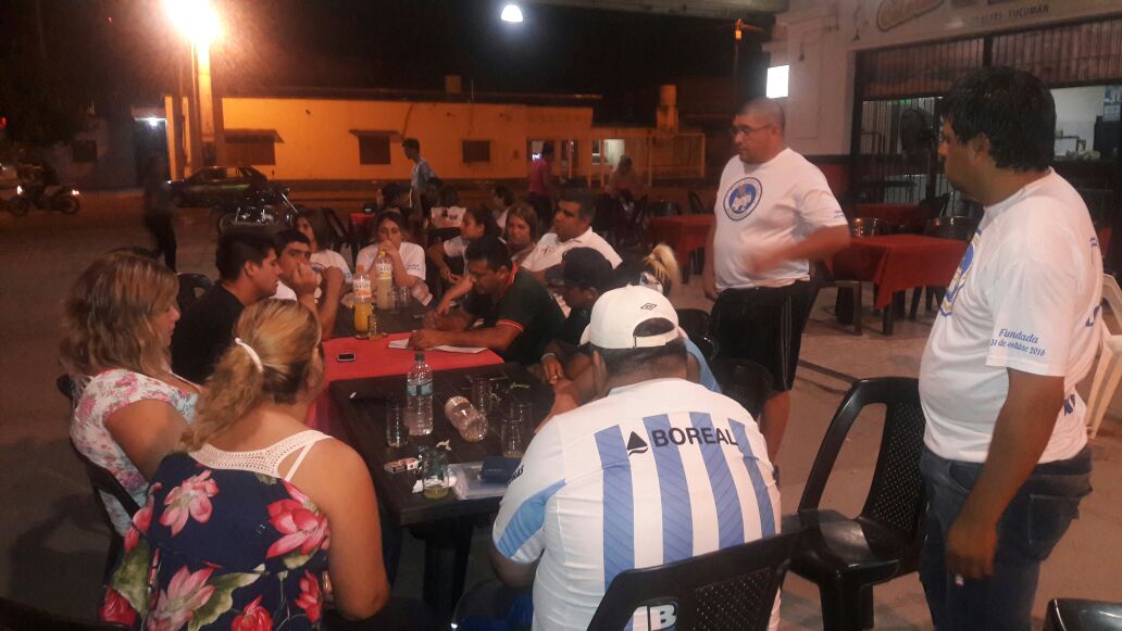 LocuraTotalAld's tweet photo. Imagenes de la reunión del dia martes 21/02 
Sumate a nuestra Peña , te esperamos! https://t.co/ihNCL2EsQF