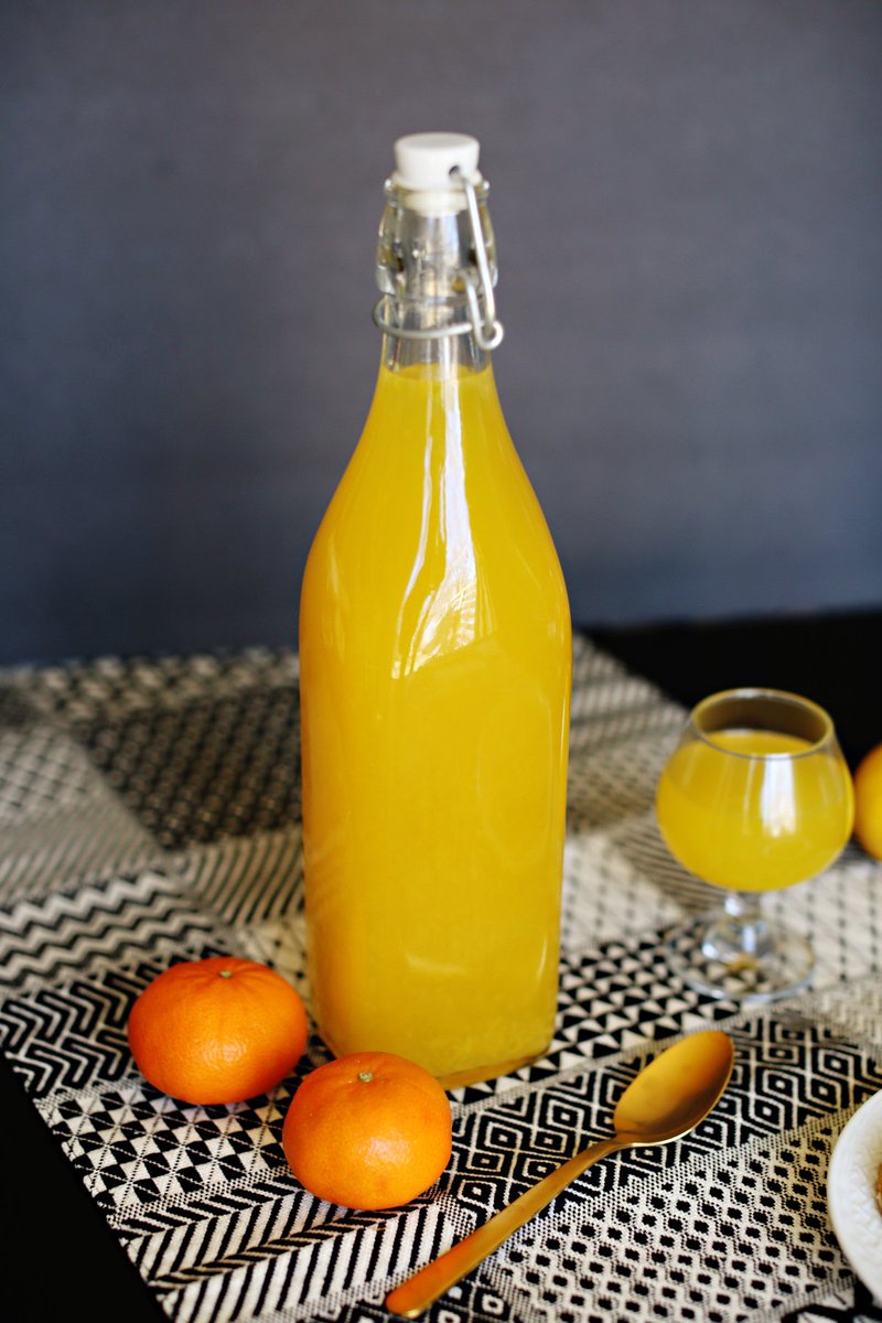 makeitwithSteph's tweet image. MAKE THIS: Vanilla Orangecello makingitwithstephany.com/?p=900