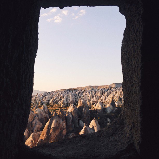Sick of grey February skies? The wonderful Brogan Chidley documents the many dimensions of deserts from the sky...
dottmagazine.com/deserts-across…
