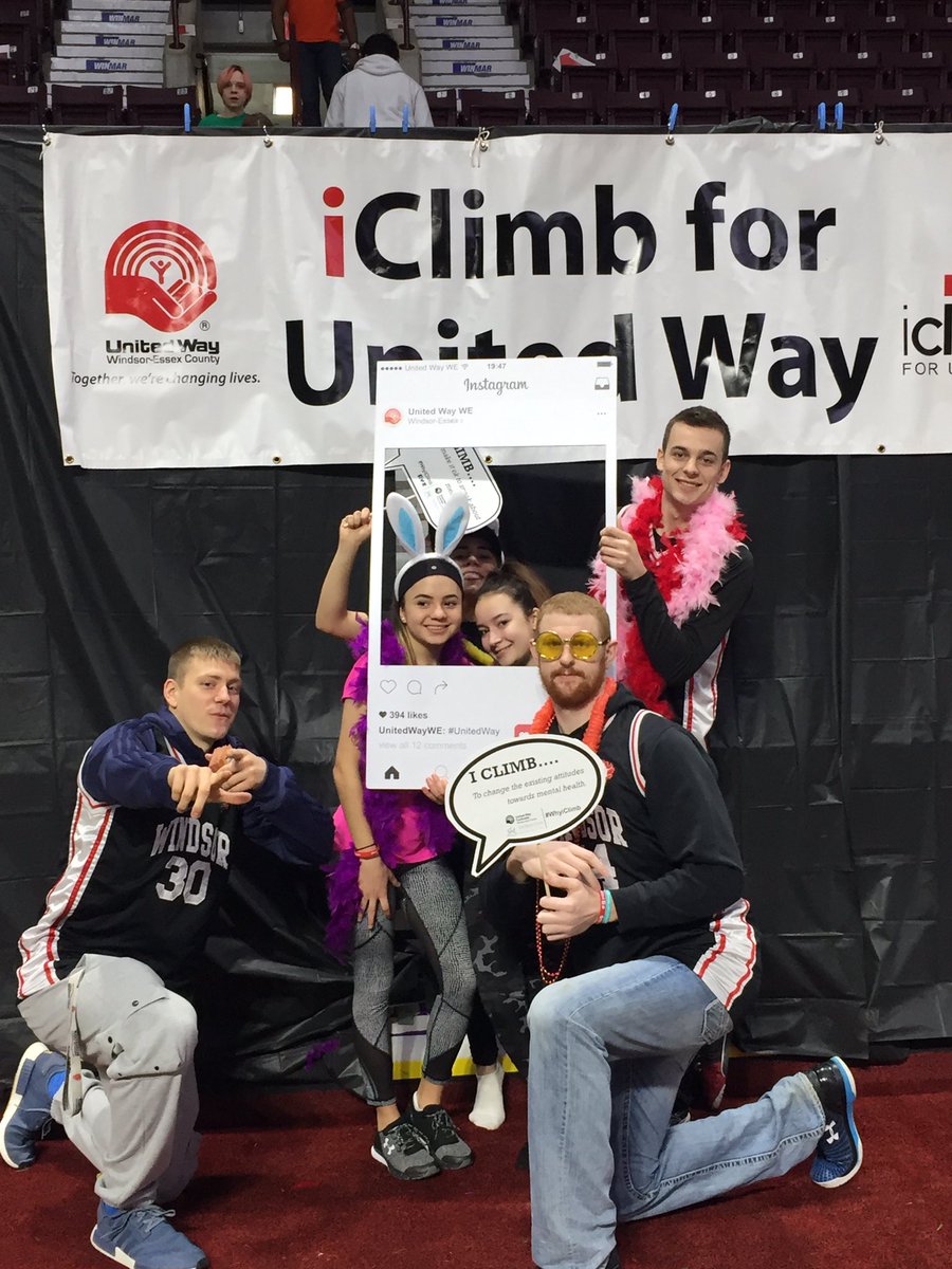 mastrofam's tweet photo. @CCHcomets with the @WindsorExpress #WhyiClimb https://t.co/YGWZAzniK4