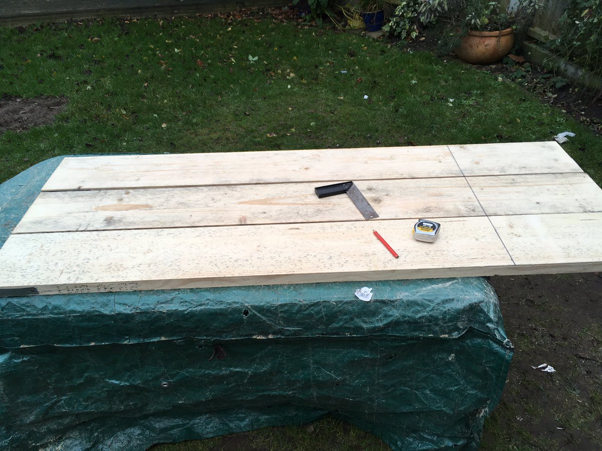 Lossltd's tweet photo. It was a nice day so we took it outside to make this desk ! Working in the fresh air .... #urbandesigns https://t.co/br2iKOXosH