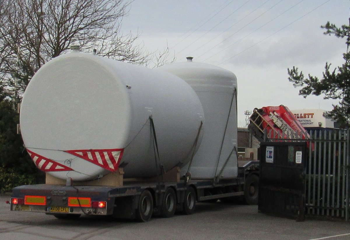 plasticonUK's tweet photo. Brine Storage Tanks despatched to site @collettltd #brine #WinterMaintenance @WTechSystems https://t.co/FUnd9Ndapz