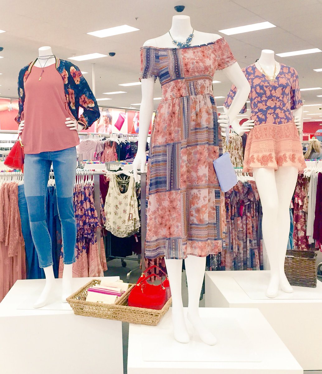 I love it when my team surprises me in changing up this mannequin group. This gals are getting ready for Spring! 🌷🌼🌸 #T0966 #TargetStyle