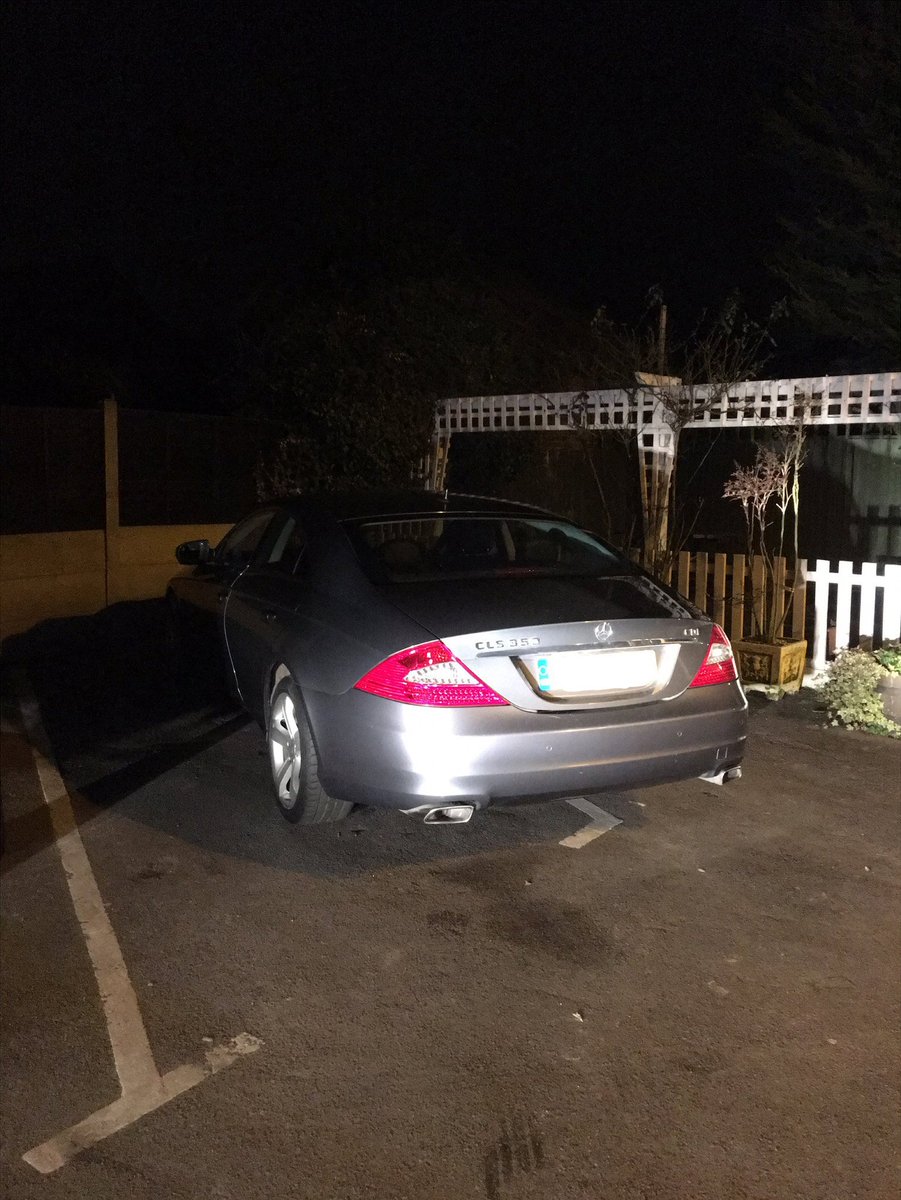 Tracker_UK's tweet photo. #Mercedes #Benz #CLS #stolen with keys from #Essex. Vehicle located by @MetTaskforce #MetInterceptors. 1 arrest made! #TRACKERWillFindYou https://t.co/IjP1zZGXo1