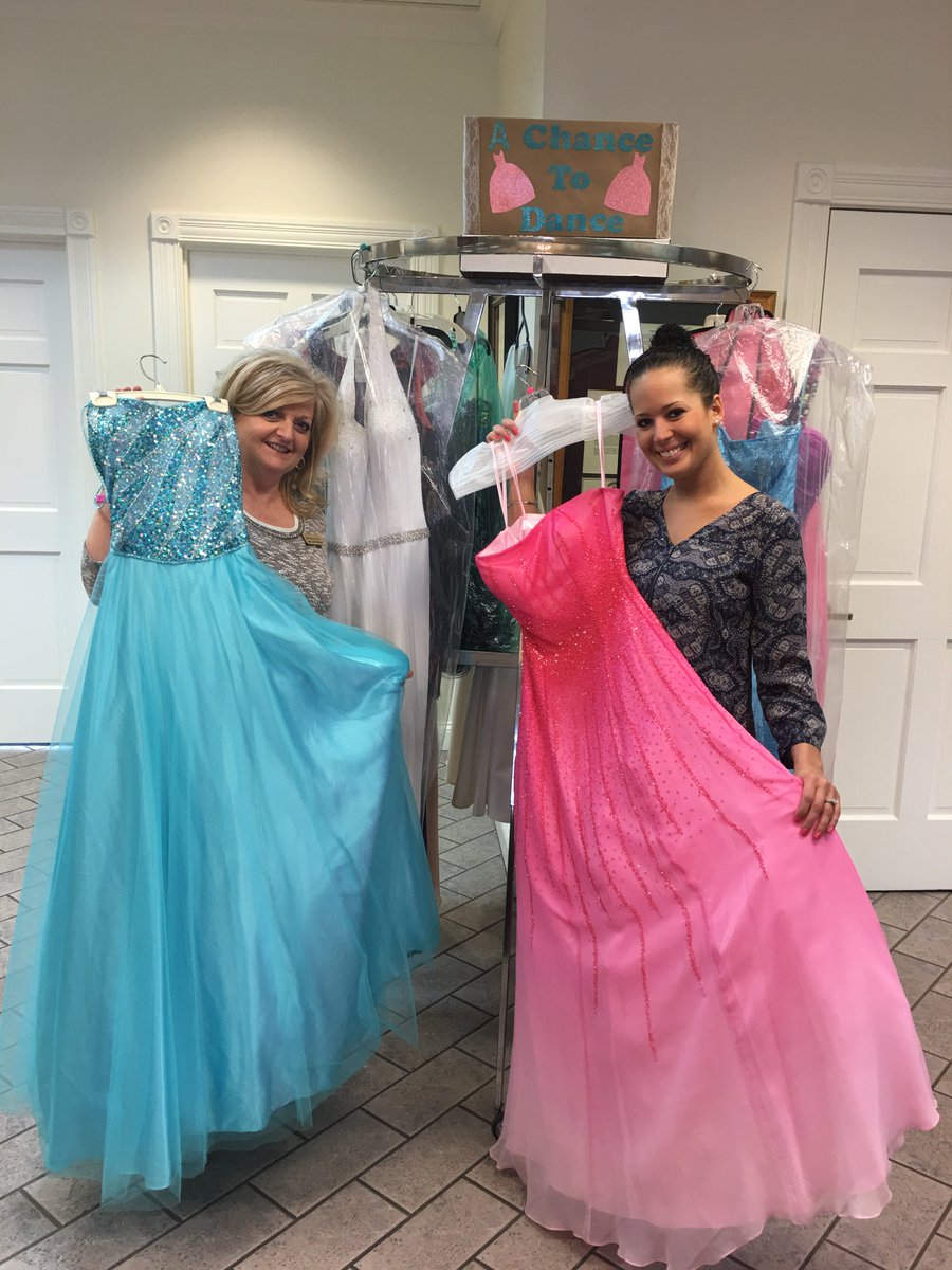 1776Bank's tweet photo. Donations are still being accepted at BOTH of our Madisonville locations! #achancetodance #IndependenceBank #1776revolution #HappyFeet https://t.co/BtwEe6kQBE