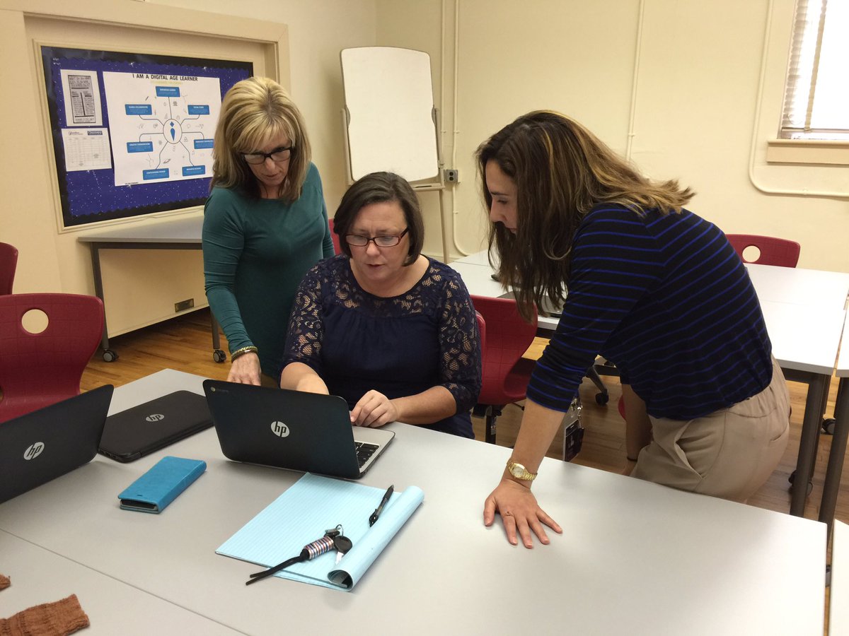 dcsnc's tweet image. ITFs @Libtech26 & @suettobin train school treasurers on Google Apps #GAFE in the technology dept. #digitallearninglab.