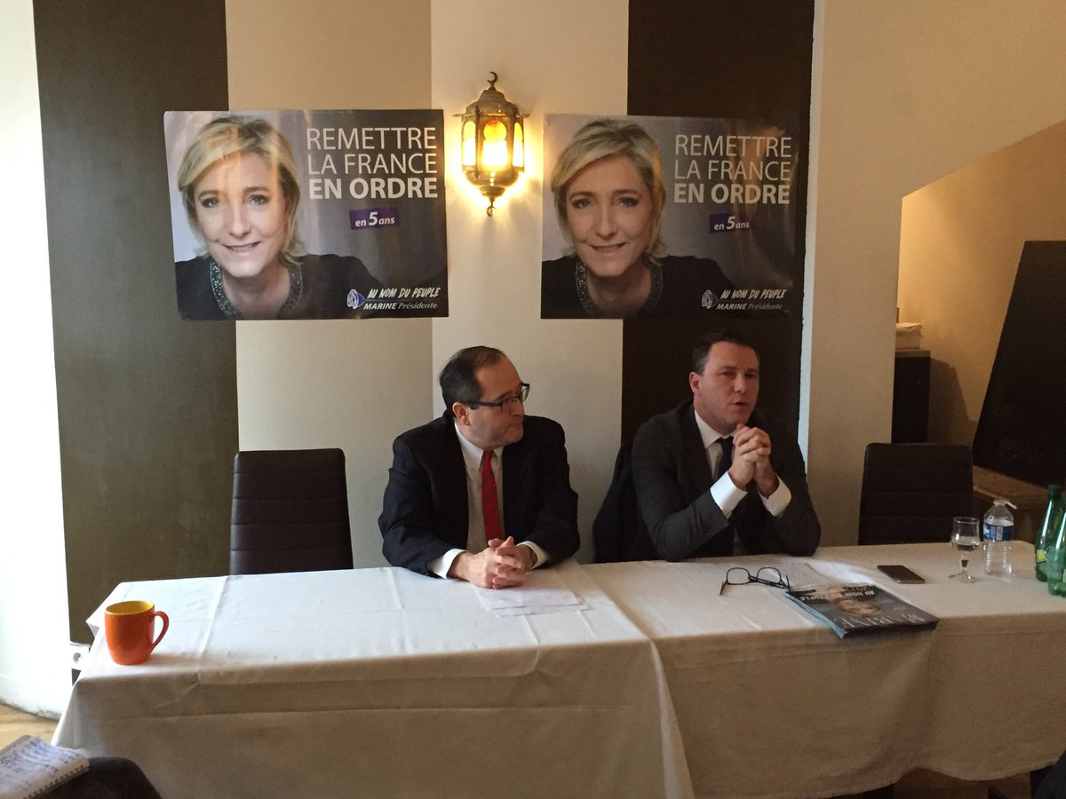 TVPatriotes's tweet photo. Conférence de presse du #FN78 pour les élections présidentielles.
#politique #Versailles #AvecMarine #AuNomDuPeuple #FN #JeChoisisMarine https://t.co/Mu3x3h08Tq