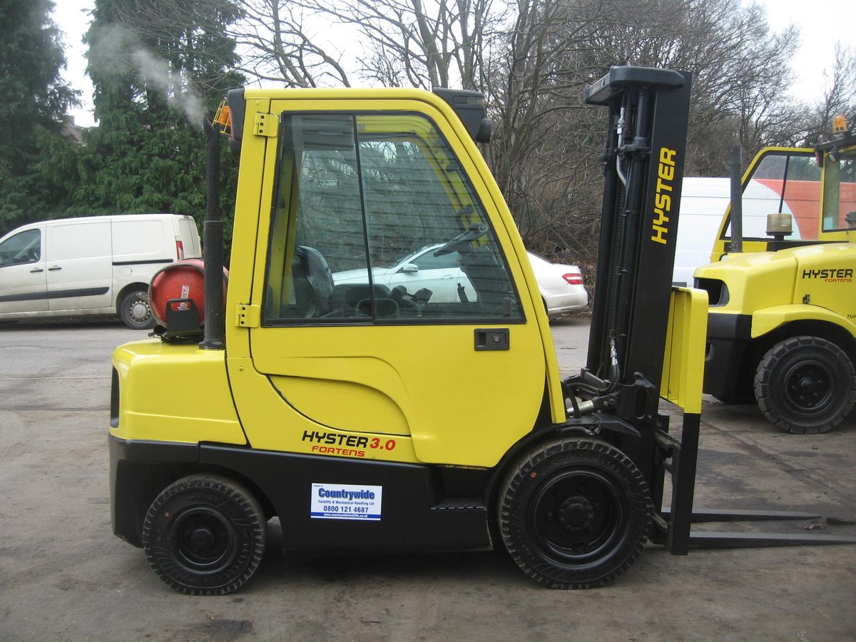 Countrywide Forklifts On Twitter For Sale Hyster 3 0 Tonne Lpg Forklift 4 9 Metre Triple Mast Side Shift Year 2008 New 12 Month H S Cert 6850 00 Vat Hyster Forklift Https T Co Wt8a7yxnpv