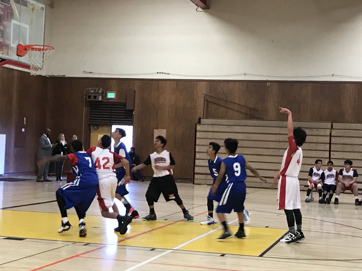 bretharte's tweet photo. Congratulations to our 7th grade boys and girls for wins yesterday!  The boys are now 3-1 and the girls are 3-0!  Go Bears! https://t.co/S0hqUX1Ggb