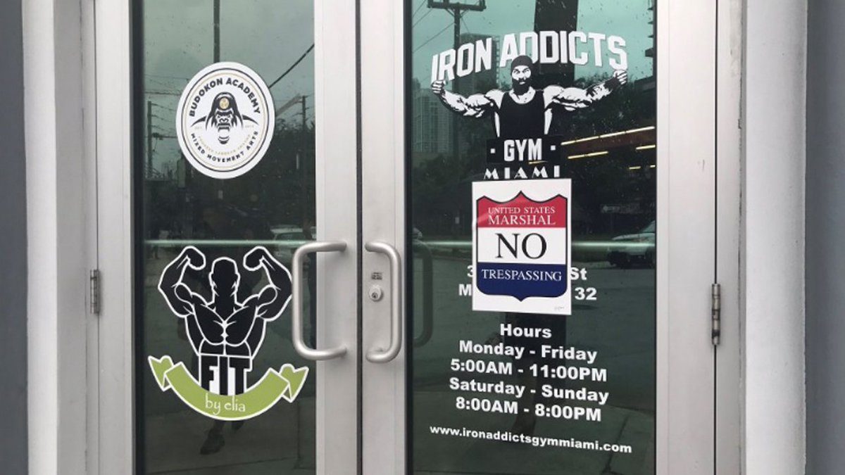 #BREAKING DEA agents storm Miami gym in early morning drug raid bit.ly/2lvuBWo https://t.co/DWKZB5MWmi