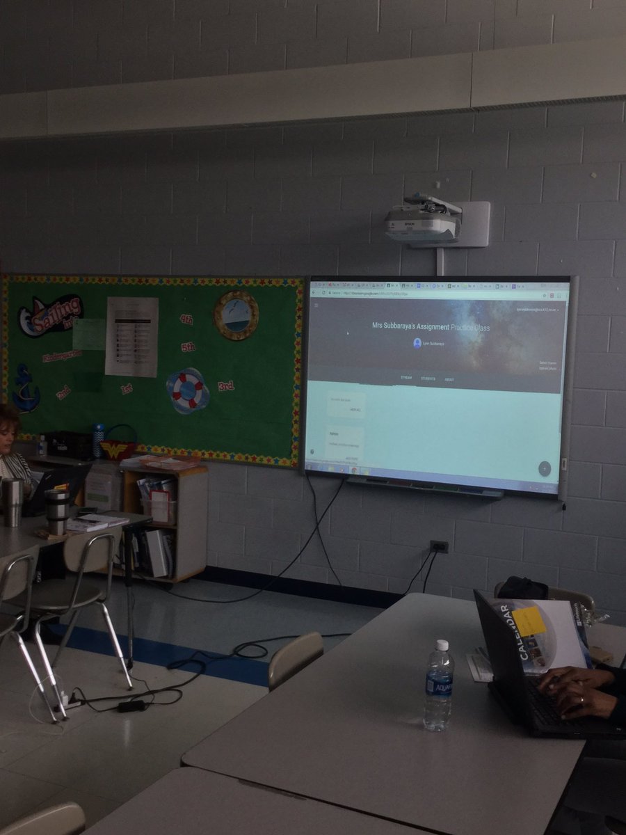 LakeRimElem's tweet photo. #LRES3rdgrade #teacherleader @CumberlandCoSch @jlg523 @ndnred @dcwnbct Mrs. S. showing peers how to setup Google classroom #icccs #victory https://t.co/jBkwqdCPpP