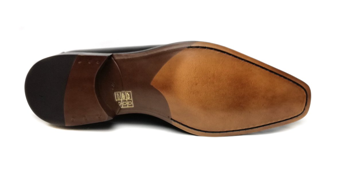 SMARTSHOES4U's tweet photo. #New #Styles #InStockNow #Lucinana #Shoes #SMSHOES #HandMade #InSpain #Spain #MadeinSpain #Menshoes #Mensshoes #Mensfashion #Wholecut #Shoes https://t.co/LOcCgiuY3r