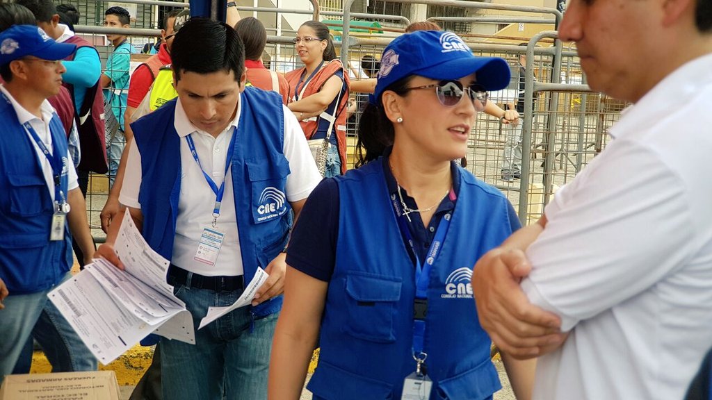 ana_arteagam's tweet image. Trabajamos por entregar resultados confiables y con seguridad jurídica a la ciudadanía. Garantizamos tu decisión.

#CNETrabajoYCompromiso