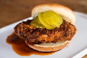 MAISON-DIXON is now available for lunch Wed-Fri!
Click to order a Hot Chicken Sandwich or a Smoked Fried Pork Chop!
trycaviar.com/washington-dc/…