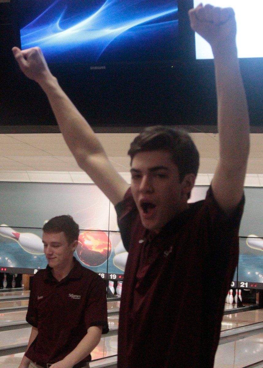 ChrisDuderstadt's tweet photo. Meredith Bierbaum led St. James girls bowling to second place at the EKL tournament. The SJA boys took fourth.
https://t.co/d7wKhCirSB https://t.co/C5HifJsKMt