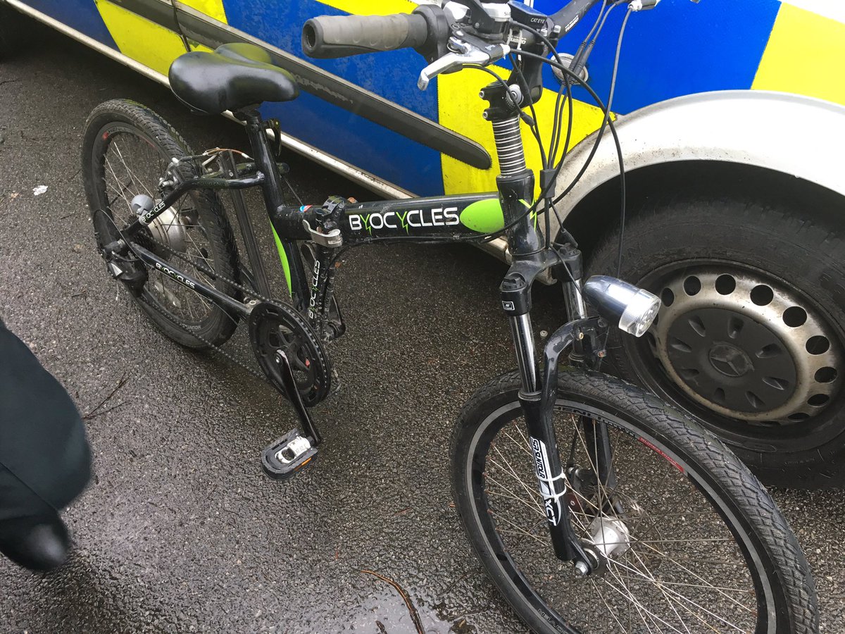 ASPMendip's tweet photo. Are you missing a bike if so please ring 101 quote 5217039534 #helpfindmyowner https://t.co/1TigpgU8VY