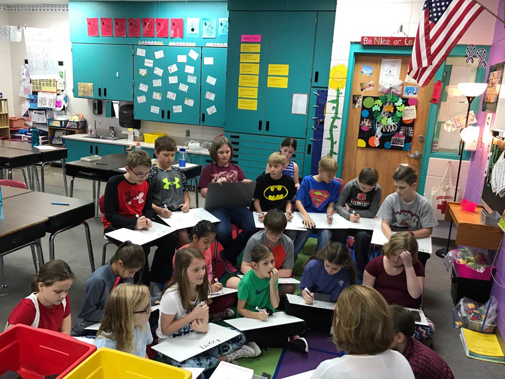 pointerpal's tweet photo. Practicing decimals. #whiteboards #instantassessment #noworksheets @Towers_Tina @Othell @barkleybridge https://t.co/gH82i9FdK1