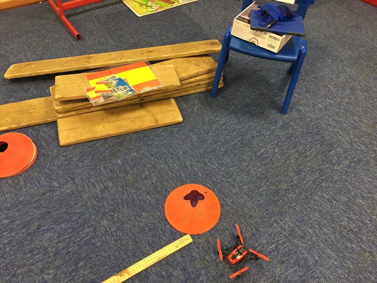 MarcWithersey's tweet photo. Coding Playground tonight at #nottinghamrtc with @toolsfortalents, @WonderWorkshop, @Sphero, @hopscotch, @Parrot and new #SwiftPlaygrounds https://t.co/vUd61q1qCJ