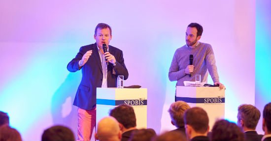 Düstere Prognosen für die Zukunft der Fußball Bundesliga? Das sagt zumindest Sven Schmidt im OMR #podcast onlinemarketingrockstars.de/podcast-sven-s…