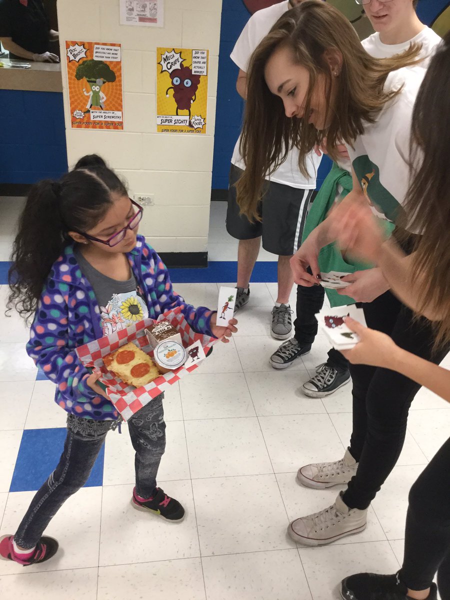 HCStormSchool's tweet photo. BHS students encouraging our Storm students to make healthy eating choices! #ThanksBHS! https://t.co/kN7cAFTACK