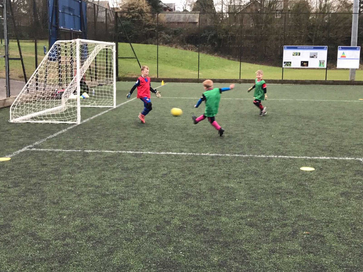soccerschoolsuk's tweet photo. @soccerschoolsuk  (Hants) Holiday Football Camp Day 3 (A) #FUN https://t.co/er7IIIZffb