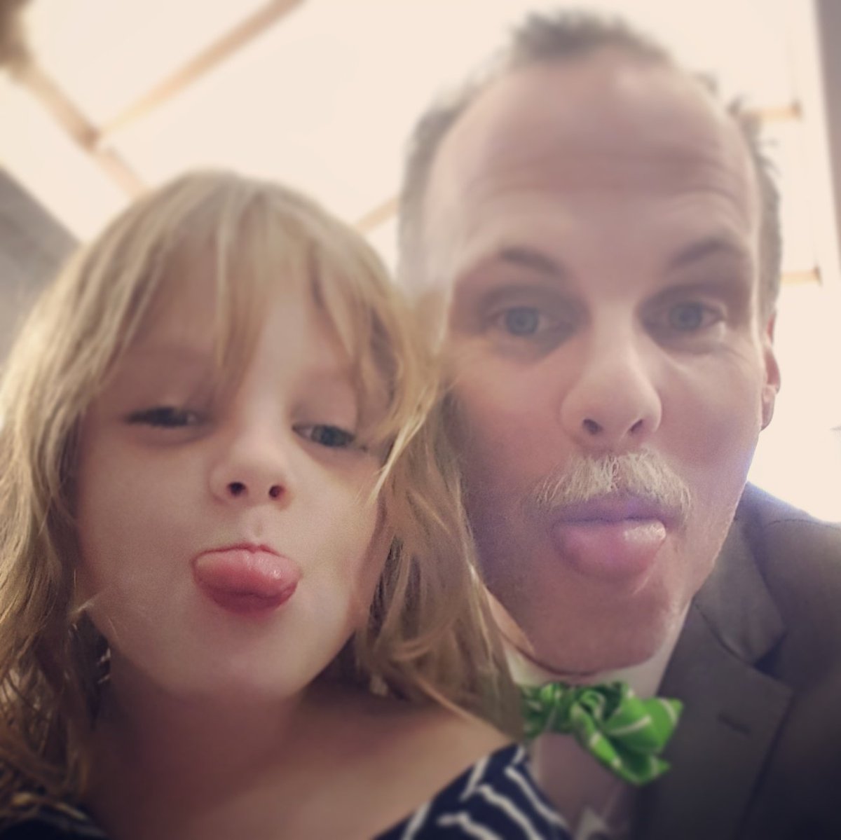 LYONtommy1872's tweet photo. #lunchvisit #millykat #daddykat #galatasgreyhounds #k6 #thewoodlands #tlutommy https://t.co/M46o0sF0TO