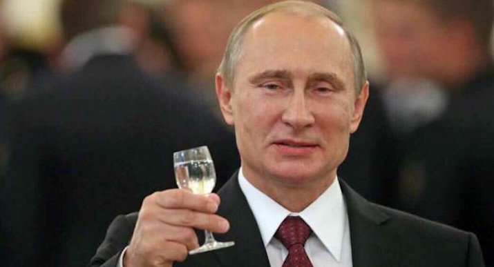 RadioAnswer's tweet photo. Too bad to check: California secession movement leader lives in … Russia? https://t.co/etSunlsGF8 #TopPicks #CalExit #tcot #RadioAnswer https://t.co/U6fqKgNZa9