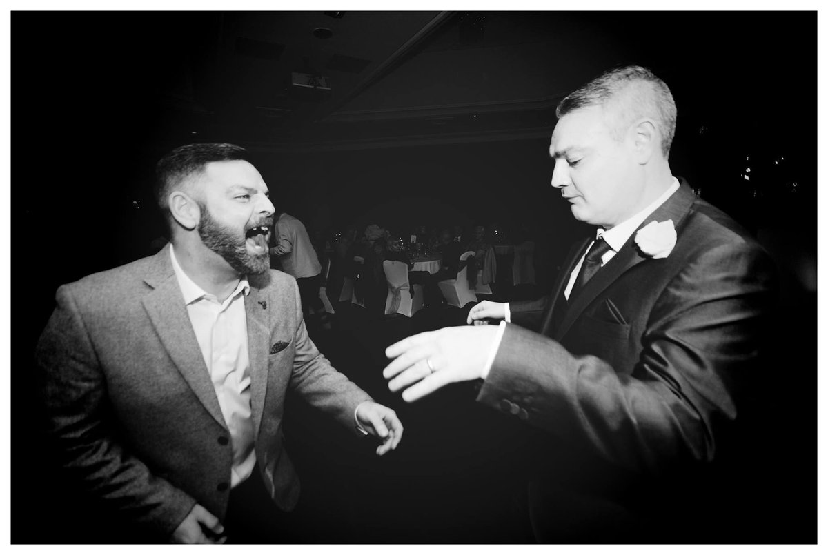 SimCapture45's tweet photo. #wedding #photographer https://t.co/goaJxWC7Ie