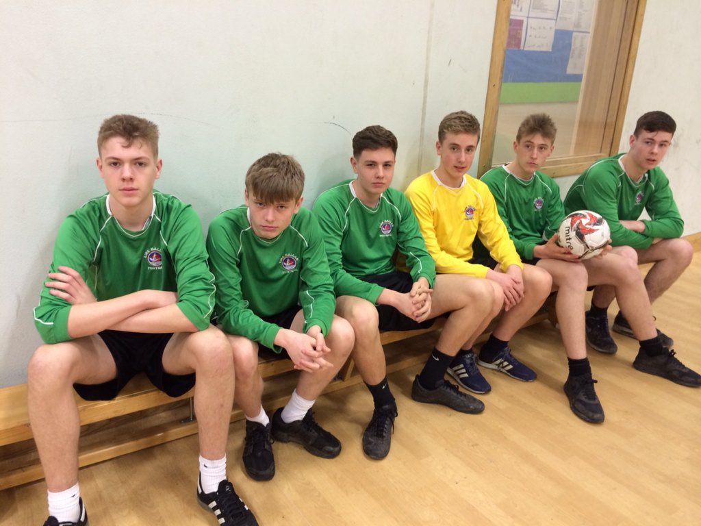 KHCA_PE's tweet photo. Well done to ockbrook coming 3rd in futsal comp. What a final between year11and 6th form Ultras. 1-0 Ultras⚽️ https://t.co/yQlkBq2pS5