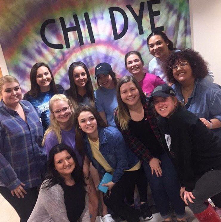 brookefred96's tweet photo. We had so much fun at #ChiDye with Chi O!! https://t.co/eRZ24xf6aE
