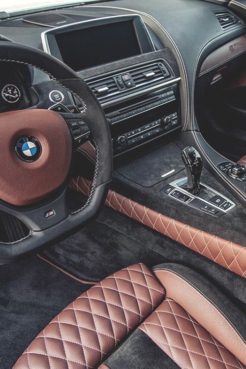 moo_yourself's tweet photo. Dayum! #BMW 🔥 https://t.co/ApO9WFSG99