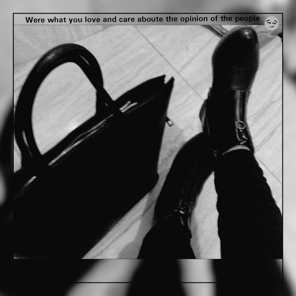 styles_solly's tweet photo. Were what you lovr and care about the opinion of the people https://t.co/HlEwNlPNpf
