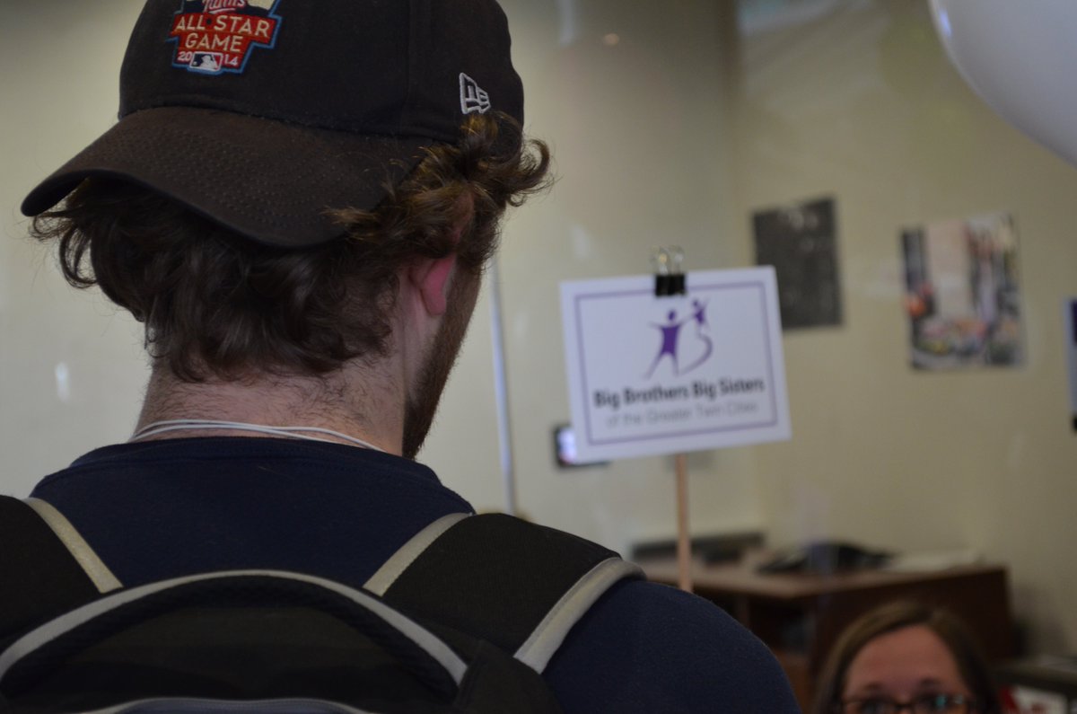 UST_OCE's tweet photo. Another awesome photo from the Community Partner &amp; Volunteer Fair about a student getting passionate about @BBBSGTC, Enjoy! #CommonGood #UST https://t.co/rDBYPrGA7U