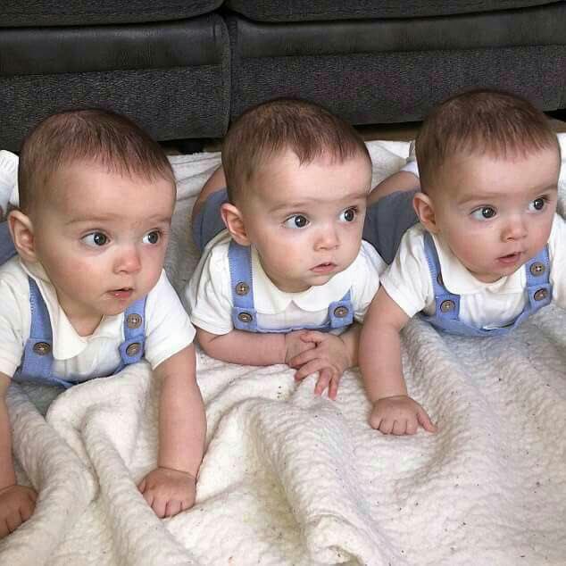 MelquisedecLim's tweet photo. #سميح_ساويررررس_في_مخيال
حالة من بين 200 مليون حالة ولادة ..
3 توائم لم تستطيع الأم التفريق بينهم فلجأت إلى فحص DNA والمفاجئة أنهم متطابقين ب DNA .. https://t.co/qNNZPAUHR0
Vy3