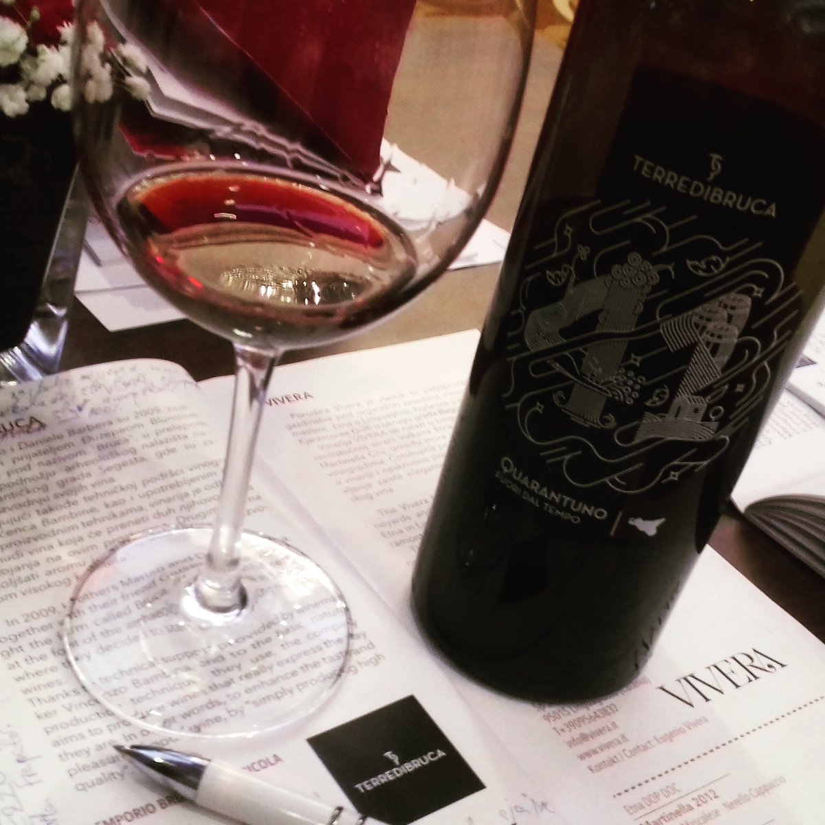 ZENEIVINO's tweet photo. #quarantuno #terredibruca jedan od boljih razloga da posetite Siciliju... ☺❤🍷👏 #nerodavola #2012 #signature #wine #VinaJugaItalije https://t.co/VMn66wFdLc