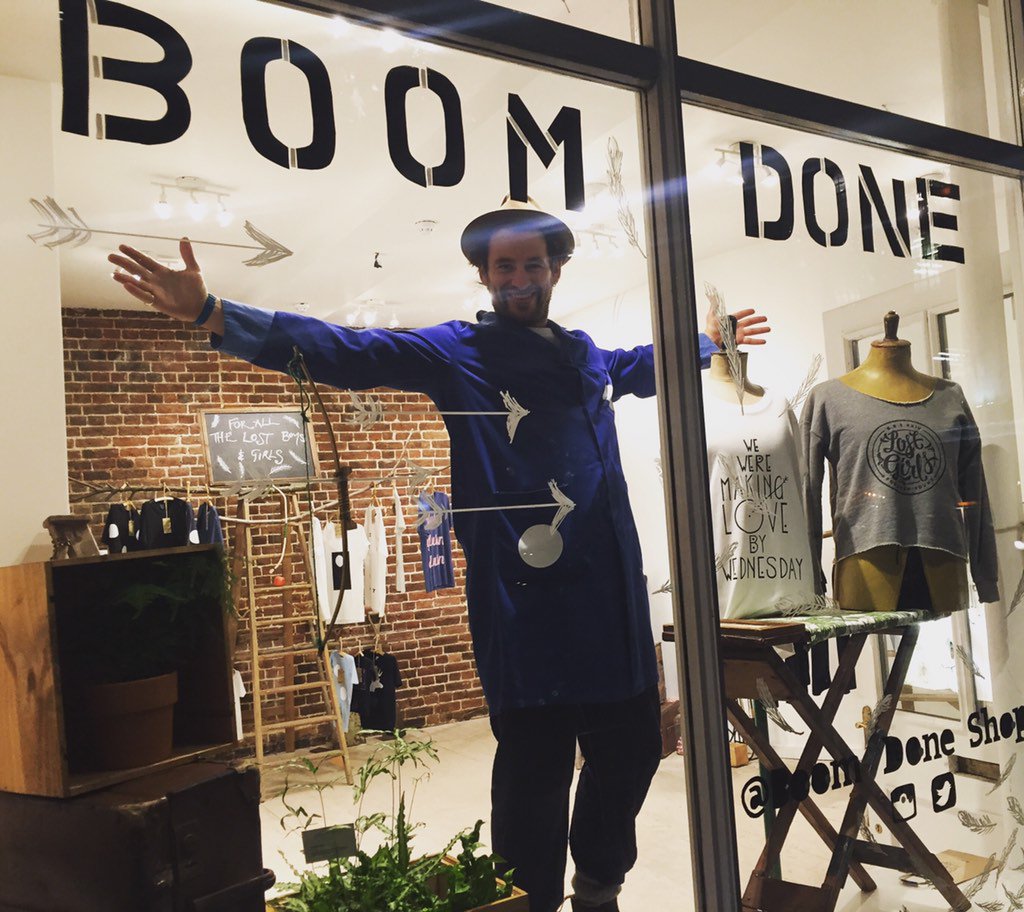 Gwilymlee's tweet photo. #Eastenders #DannyMitchell (aka my mate @LiamFrankBergin) has a pop-up in Covent Garden-this week only!Check it out! https://t.co/YKfHkJDdeN