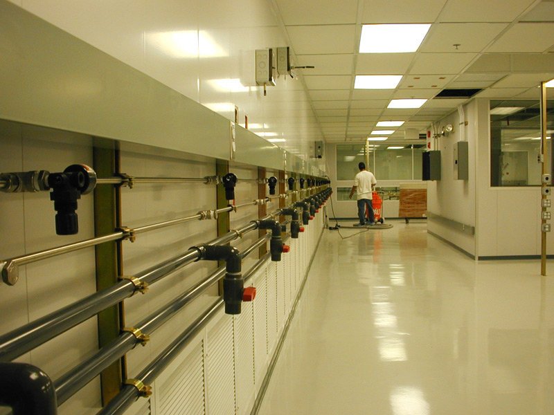 Cobb-Vantress, opens site in China, equipped w antibacterial Bolidtop floors. goo.gl/Yl1wkg <a href="/Cobbvantress/">Cobb</a>