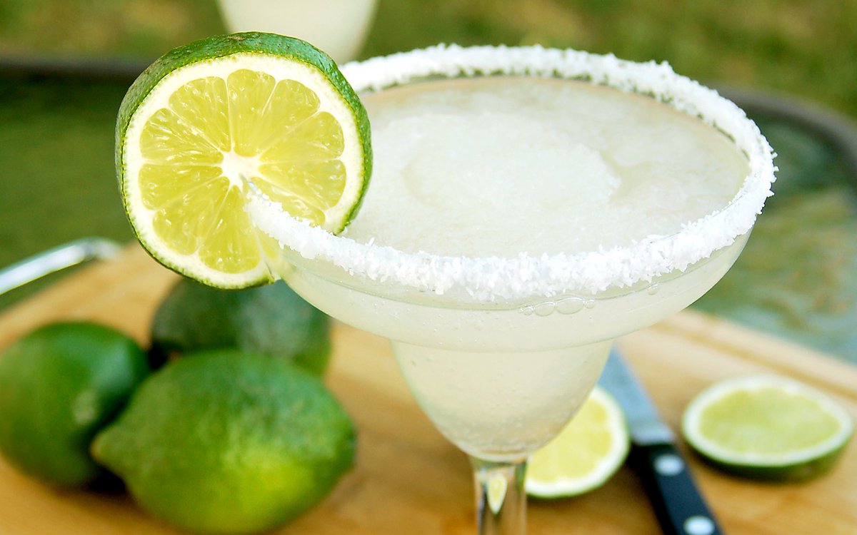 cabsolutelyapp's tweet image. It's #NationalMargaritaDay! Try the best: Pinewood Social in #Nashville and the @WSKYLounge  in #OKC!