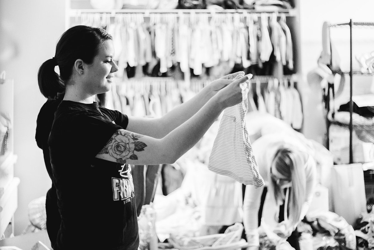 mercyhillnc's tweet photo. One of our groups sorting clothes at the @GSOCareCenter last night for #MHServeWeek! Praying for God's love to pour out through our people! https://t.co/eiZ022mu4f